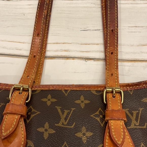 Authentic Louis Vuitton Petit Bucket Bag - Picture 8 of 13